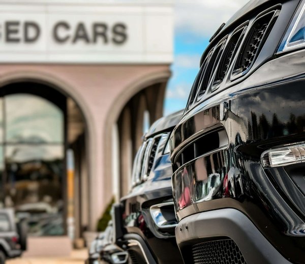 Quelle est la meilleure option entre la LOA et la LLD pour le leasing auto ?